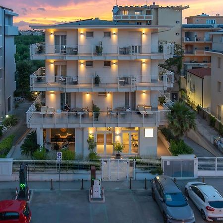 Hotel Riva E Mare ريميني المظهر الخارجي الصورة