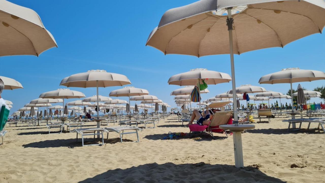 Hotel Riva E Mare ريميني المظهر الخارجي الصورة