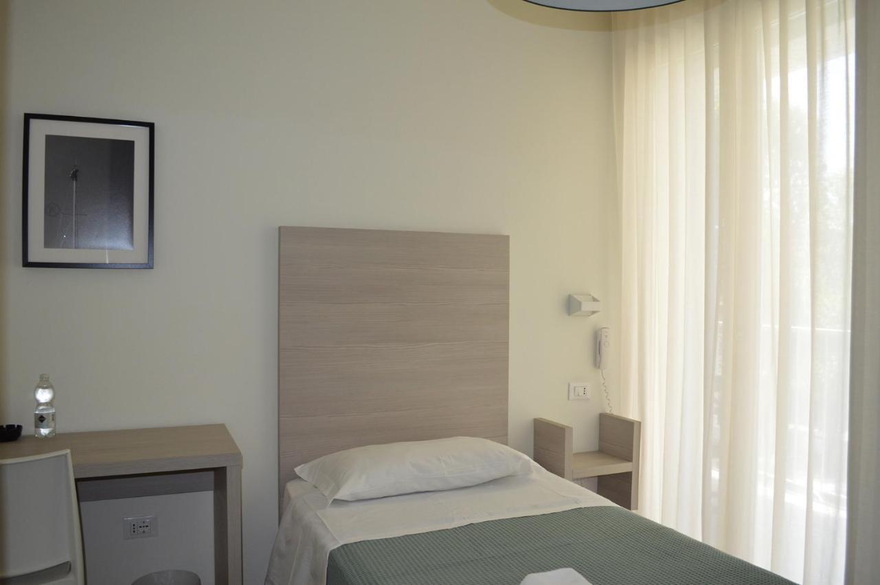Hotel Riva E Mare ريميني المظهر الخارجي الصورة