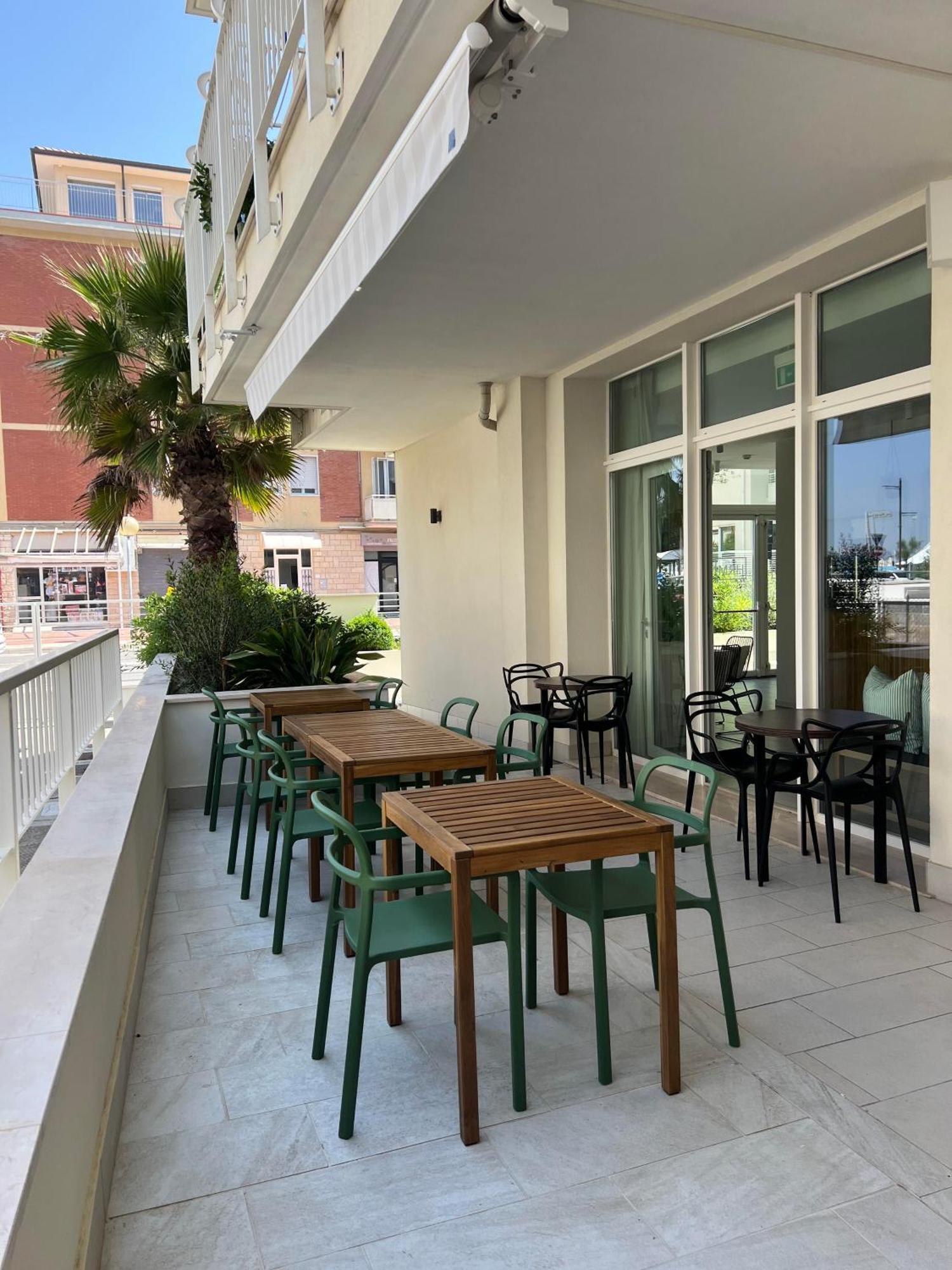 Hotel Riva E Mare ريميني المظهر الخارجي الصورة